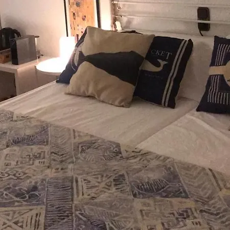 Homestay Bed&coffee - Habitacion En Vivienda Habitual